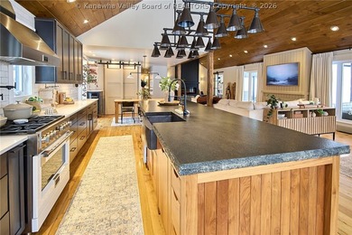 This exceptional 22-acre property blends luxury, craftsmanship - photo 16