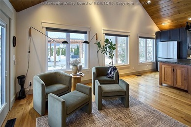 This exceptional 22-acre property blends luxury, craftsmanship - photo 17