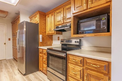 Charming 3 bedrooms, 2 bath home on 1 acre corner lot near - photo 8