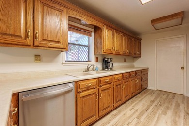 Charming 3 bedrooms, 2 bath home on 1 acre corner lot near - photo 9