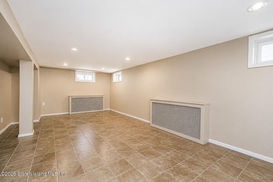 Welcome to 101 Mountainview Avenue! This beautifully maintained - photo 32