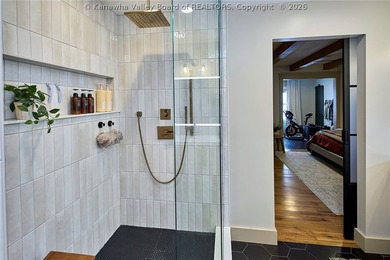 This exceptional 22-acre property blends luxury, craftsmanship - photo 34