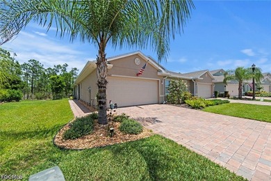 Welcome home to this beautifully upgraded villa in Magnolia - photo 3