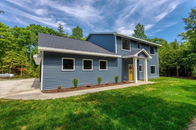 Welcome to your Door County retreat! This thoughtfully designed - photo 1