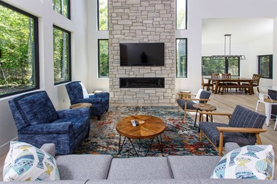 Welcome to your Door County retreat! This thoughtfully designed - photo 5