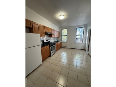 This great size Income producing property is to be delivered - photo 3