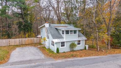 Ballston Lake Home For Sale in Ballston Lake New York