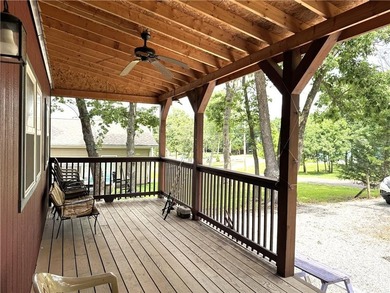 Great opportunity to buy a property near the main lake that is - photo 3