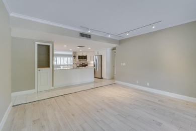 Luxurious Move-in Ready, Updated Waterfront Condo in Harbor - photo 13