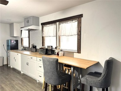 Great opportunity to buy a property near the main lake that is - photo 7