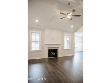 DON'T MISS $10,000 BUYER INCENTIVES! Situated in the highly - photo 4