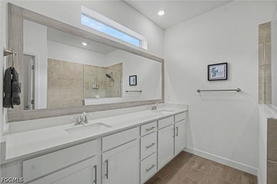 Welcome to your move in ready better than new construction Home! - photo 7