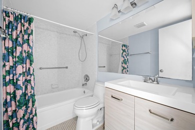 Enjoy the best of Boca Raton living in this move-in ready - photo 4