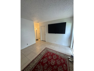 *Charming and well-maintained duplex unit now available! This - photo 4