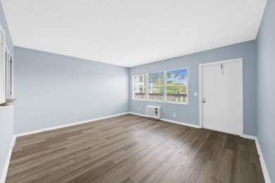 Enjoy the best of Boca Raton living in this move-in ready - photo 7