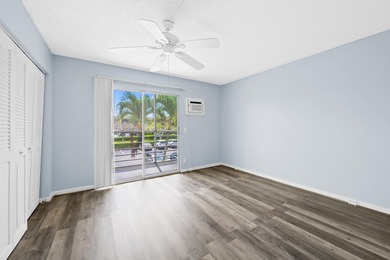 Enjoy the best of Boca Raton living in this move-in ready - photo 8