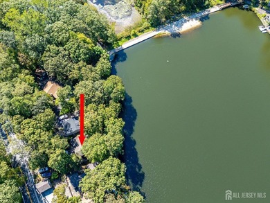 A beautiful Lake Front Property on Gordon Lake. This home offers - photo 8