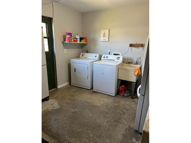 DON'T MISS THIS EXCEPTIONAL OPPORTUNITY! This well-maintained - photo 12