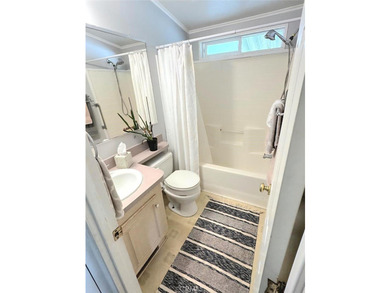 Across the street from the OCEAN!!! 4-bedroom 2-bathroom!!! This - photo 14