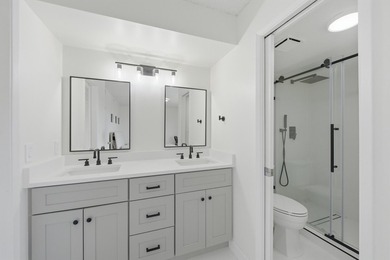 The waterfront views of this penthouse level Lakeside - photo 22