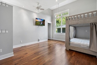 Perched on the hillside to capture breathtaking panoramic views - photo 25