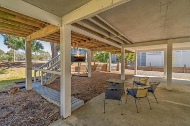 Attractive Edisto Beach Home with beautiful views of the - photo 3