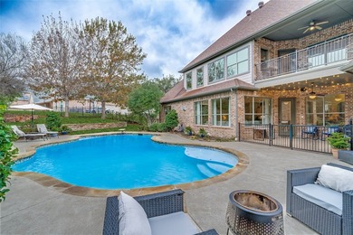Experience lake living without sacrificing everyday comfort in - photo 4