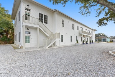 Welcome to 315 Main Street Condos - where historic charm meets - photo 5