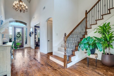 Experience lake living without sacrificing everyday comfort in - photo 6