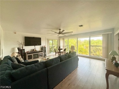 Elevated two Story piling home with over 1,700 sq ft under air - photo 8