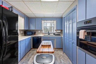 PRICE REDUCTION!!  Discover the perfect blend of privacy - photo 8