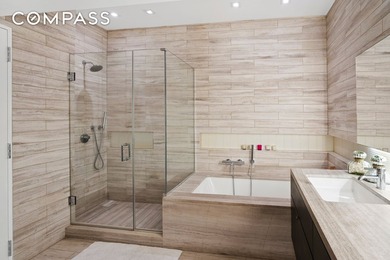 THE BEST LAYOUT IN THE BUILDING - RARELY AVAILABLE AT THE - photo 8