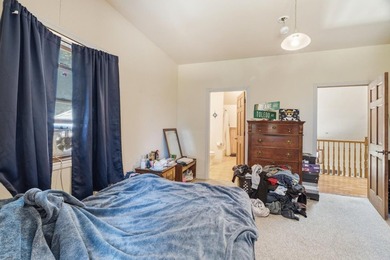 First time on the market, this bespoke 3 bed/3.5 bath modern - photo 13