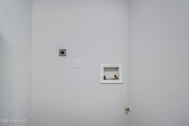 Back on Market No Fault of Seller. This move-in ready home is - photo 16