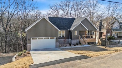 Lake Brittany Home For Sale in Bella Vista Arkansas