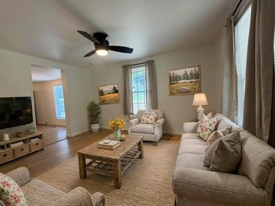 Additional listing photo 1