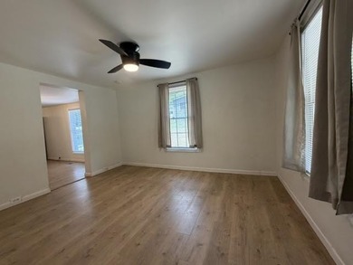 Additional listing photo 2