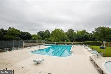 With an unbeatable location, outstanding amenities, utilities - photo 24