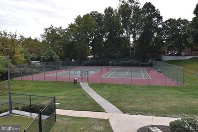 With an unbeatable location, outstanding amenities, utilities - photo 25