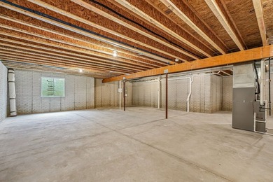 Like new & move-in ready ranch offering convenient single-level - photo 31