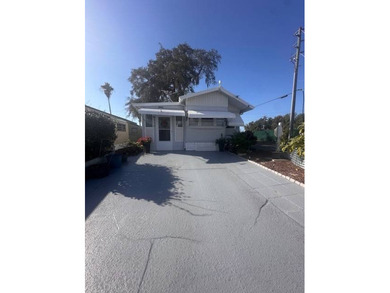 Orchid Lake Home For Sale in New Port Richey Florida