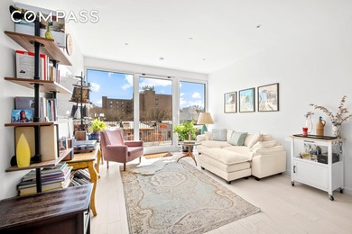 Enjoy waking up in a home designed to inspire you. This recently - photo 4