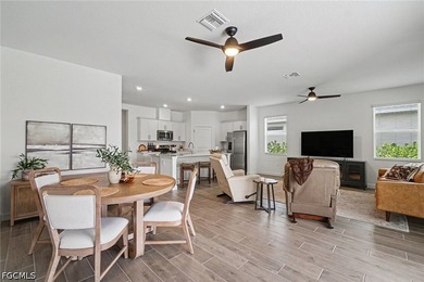 Welcome home! This better-than-new Areca model pool and spa home - photo 3