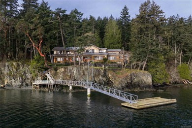 Experience the soul of Salt Spring at BrightWoods Estate, a 7 - photo 4