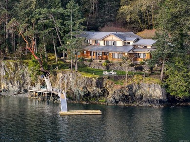 Experience the soul of Salt Spring at BrightWoods Estate, a 7 - photo 5