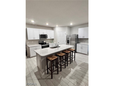 Welcome to Magnolia Landing, where low-maintenance living meets - photo 2