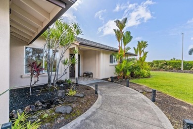 Experience refined island living in this beautifully appointed - photo 2