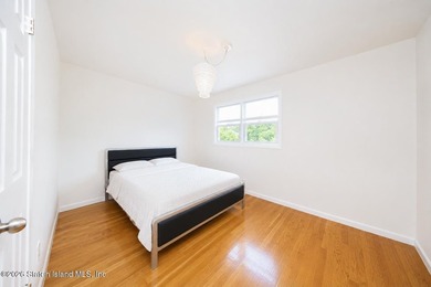 Located in the desirable Dongan Hills area above Hylan Boulevard - photo 13