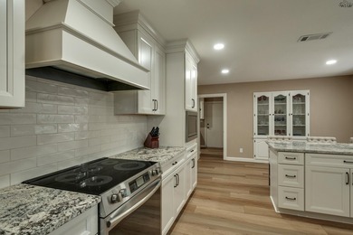 Over $100K in recent renovations that include a full kitchen - photo 13