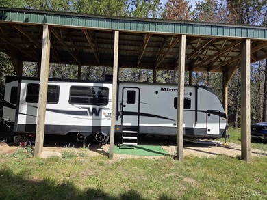Remarkable property ready for you to camp, RV or build. 1.5 flat - photo 15